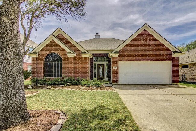 Primary Photo - 20719 Medallion Pointe Dr