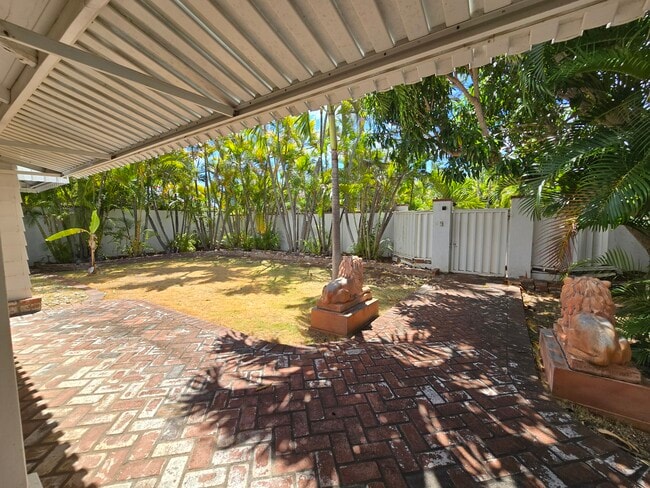 Building Photo - 4526 Aukai Ave
