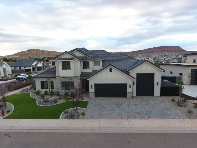 Building Photo - 5 Bedroom Home In Washington Fields