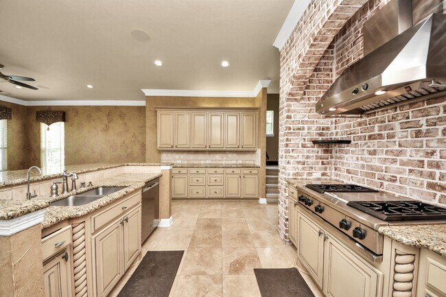 Building Photo - 3727 Lakeridge Canyon Dr
