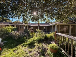 Building Photo - 809 Browns Valley Rd