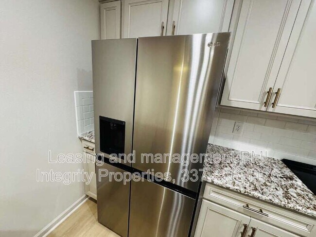 Building Photo - 101 Foster Grove Drive