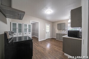 Building Photo - 2313 Texas Ave