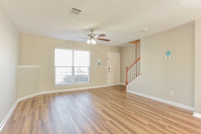 Building Photo - 8025 Logan Dr