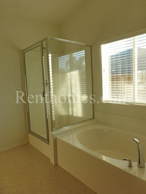 Building Photo - 3216 Canyon View Dr
