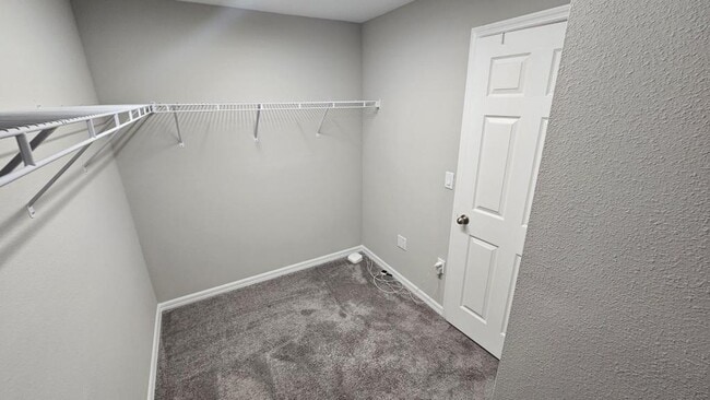 Building Photo - 1428 Axel Cir