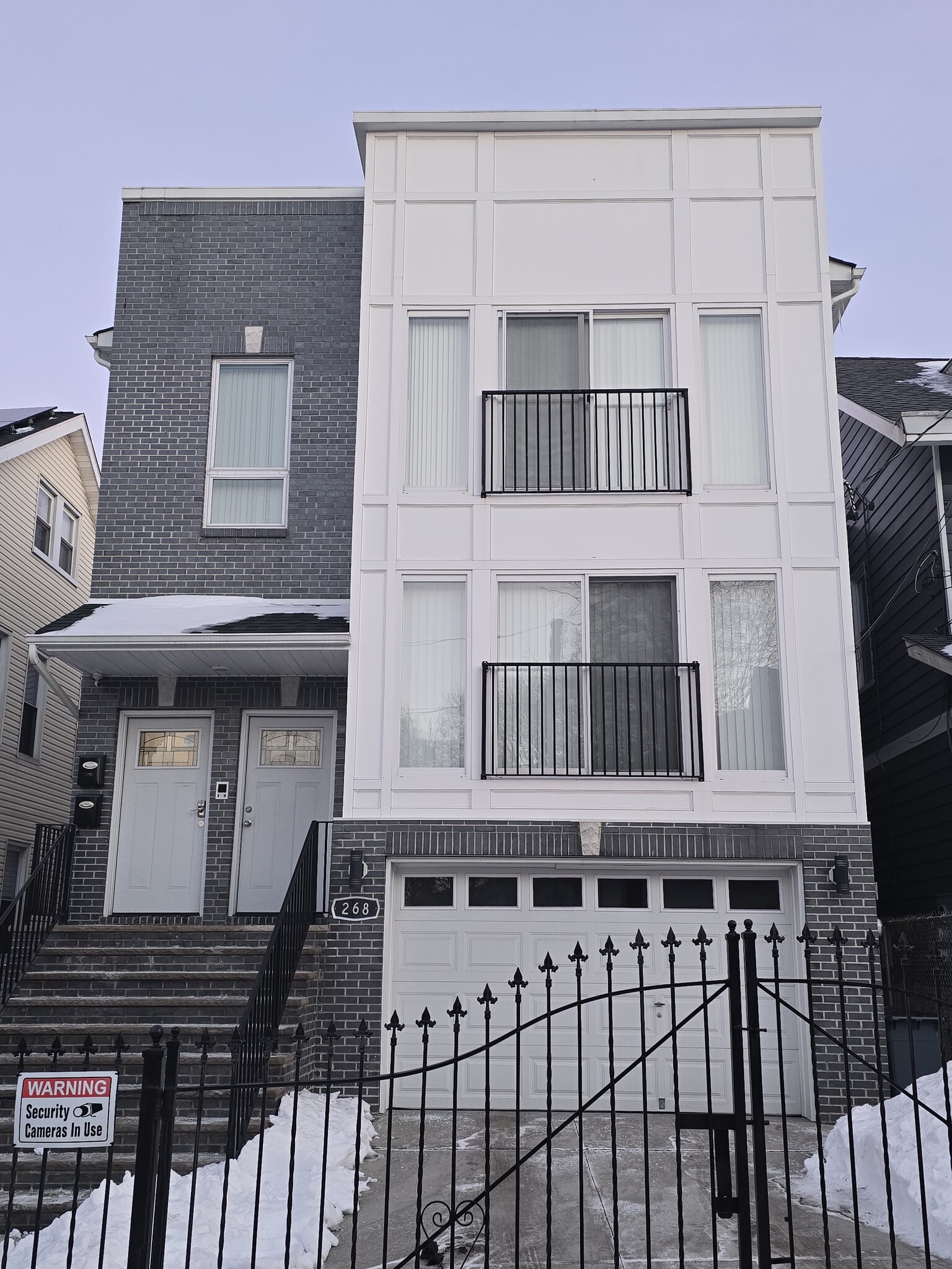 Building Photo - 268 Seymour Ave