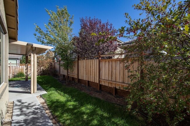 Building Photo - 7023 Cinder Village Dr