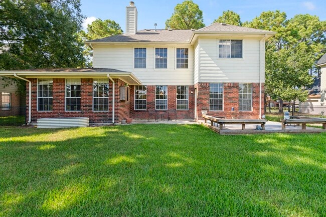 Building Photo - 8518 Malardcrest Dr