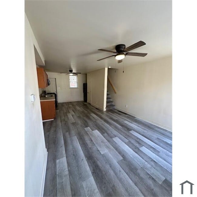 Building Photo - 5626 Utah St