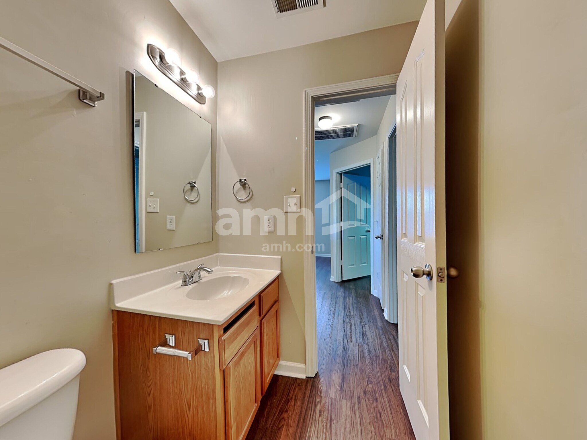 Building Photo - 5432 Wyalong Dr