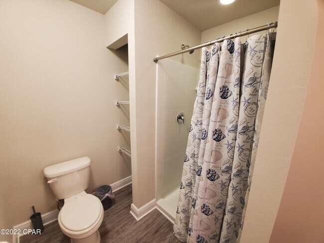 Building Photo - 5764 Callaway Cir