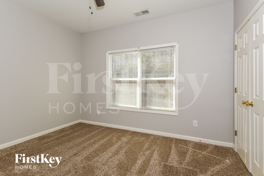 Building Photo - 3075 Highgreen Trail