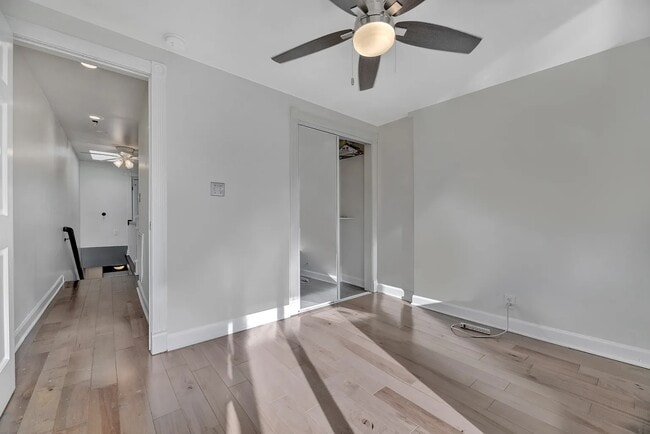 Building Photo - 639 20th St NE