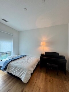 Building Photo - 644 3rd Ave S