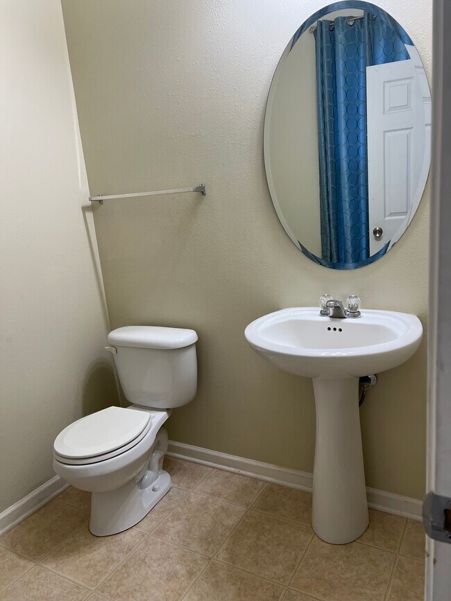 Building Photo - 19618 T St