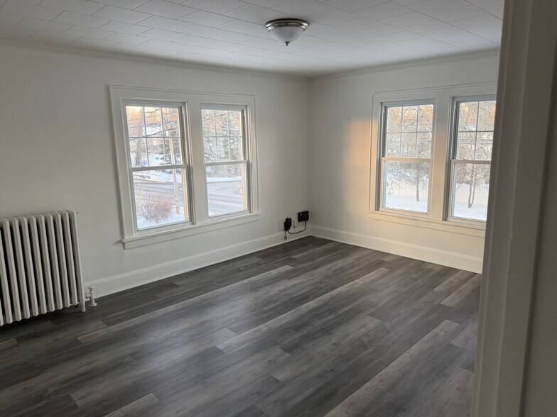 Building Photo - 236 Glenmont Rd