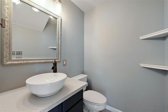 Building Photo - 8139 Evadean Cir