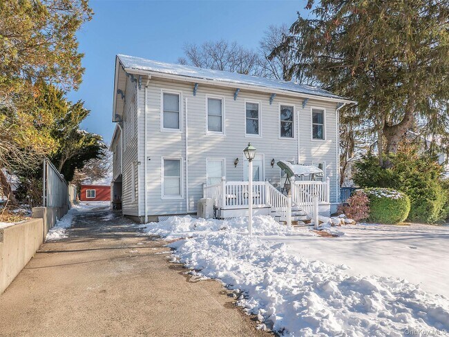 Building Photo - 12 Rams Hill