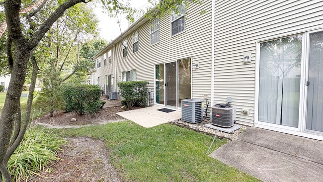 Building Photo - 391 Maidstone Ct