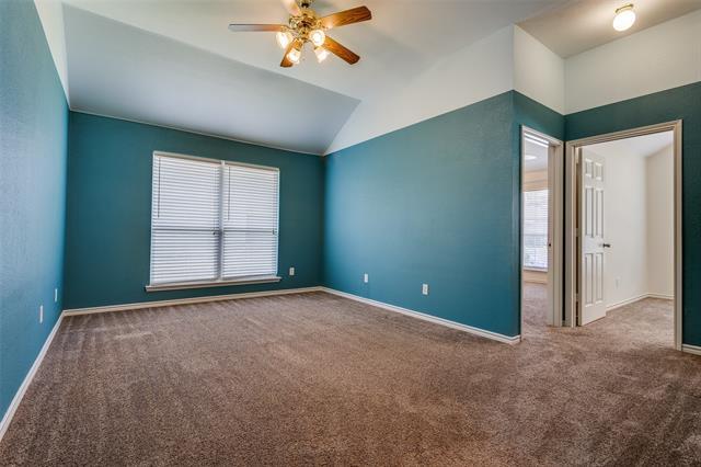 Building Photo - 1620 Bur Oak Dr