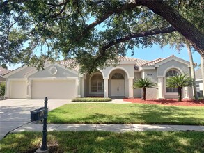 Building Photo - 4978 Pointe Cir