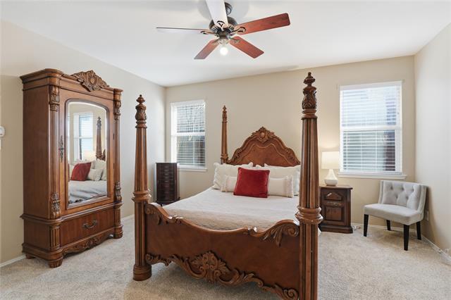 Building Photo - 3913 Hawkins Dr