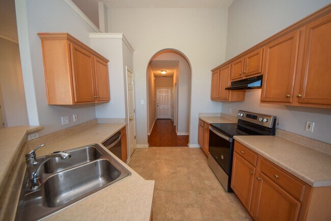 Building Photo - Great 3 bed, 2 bath home in Cordova with wonderful curb appeal.
