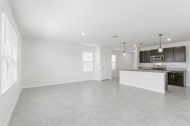 Building Photo - 5495 Warrington Town Path