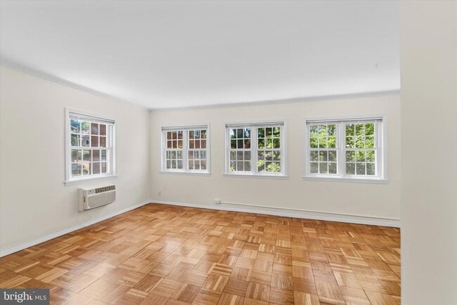 Building Photo - 3226 Gunston Rd