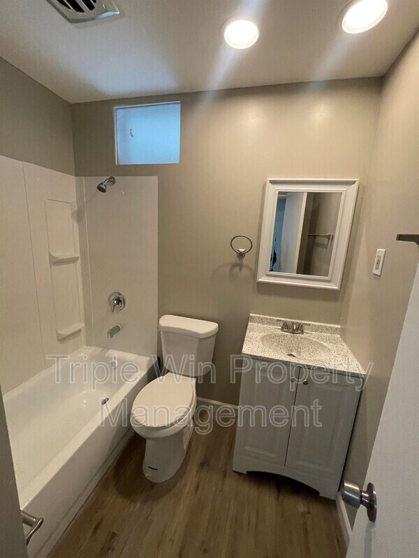 Building Photo - 11423 Ortega Dr