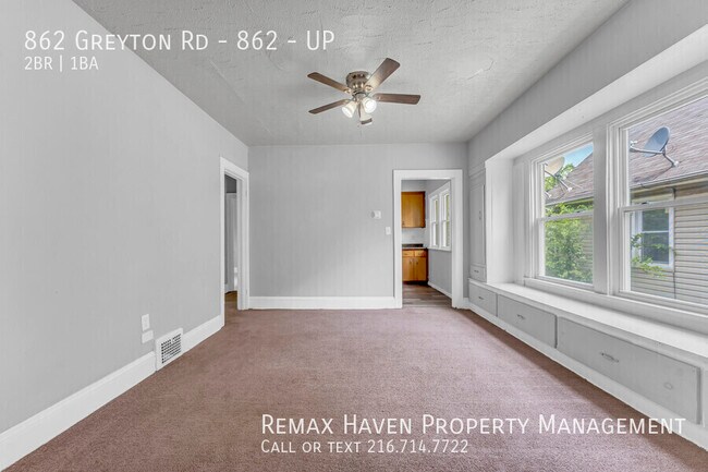 Building Photo - 862 Greyton Rd