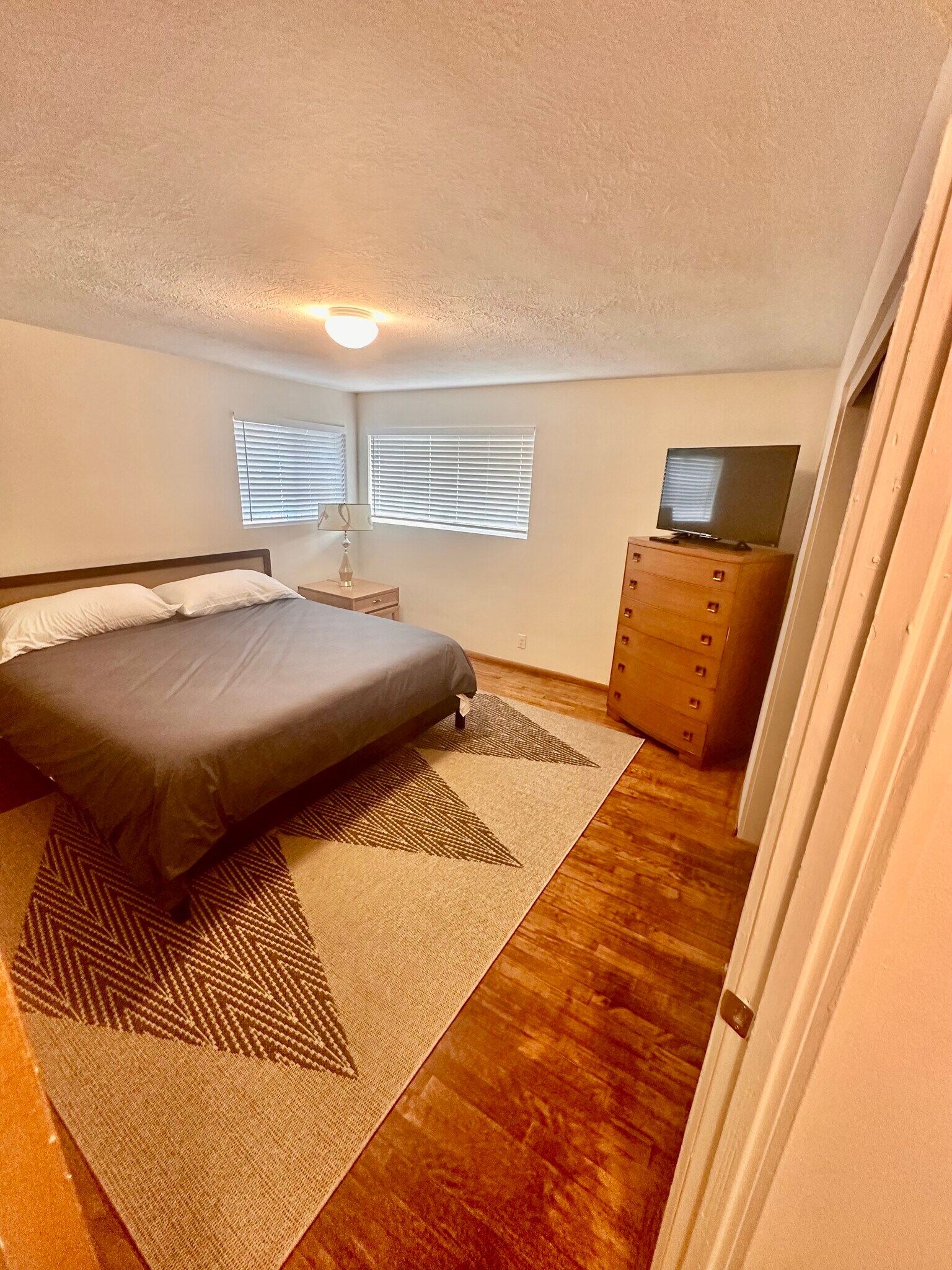 Building Photo - 8018 MacArthur Blvd