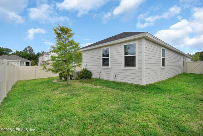Building Photo - 143 Bayard Pl