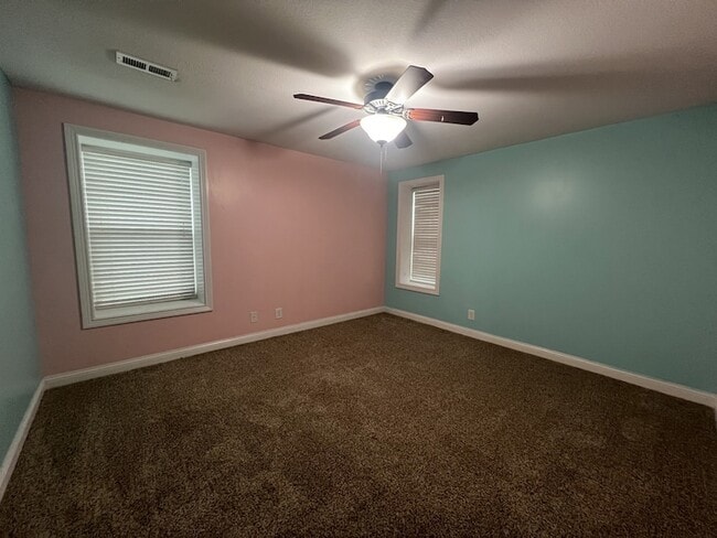 Building Photo - 1701 Winterhaven Ct