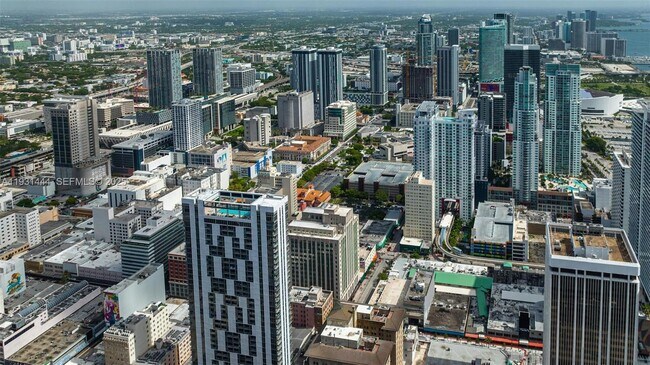 Building Photo - 151 SE 1st St