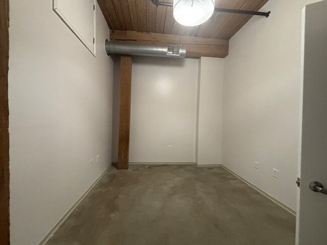 Building Photo - 88 Gerrish Ave