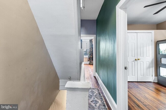 Building Photo - 2718 W Jefferson St