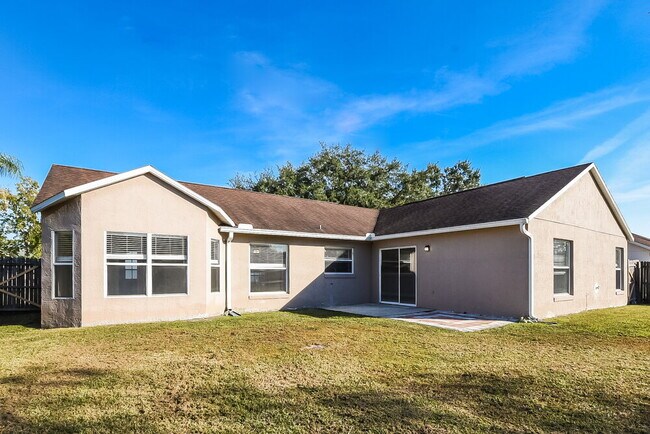 Building Photo - 4210 Red Bird Ave