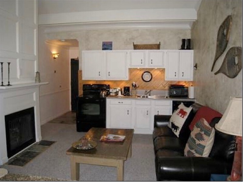 Building Photo - 2305 Sidewinder Dr