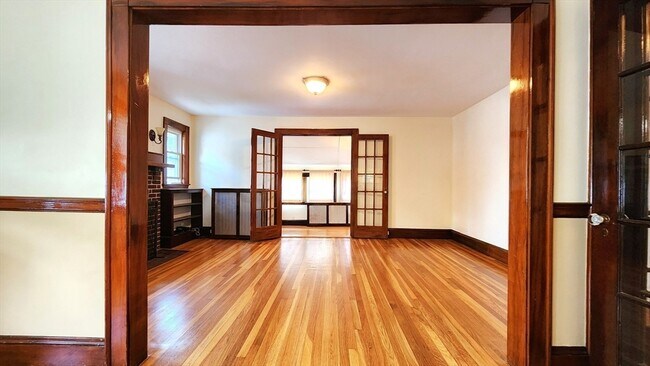 Building Photo - 177 Trapelo Rd