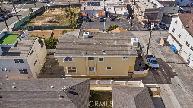 Building Photo - 521 Avenue C