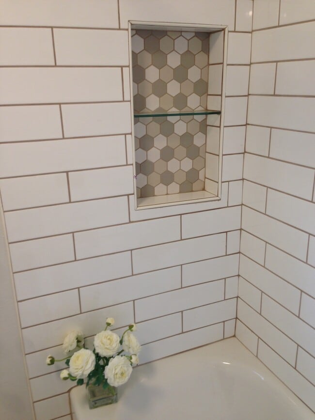 Soap dish and shower tiles. - 1613 Fletcher Ave