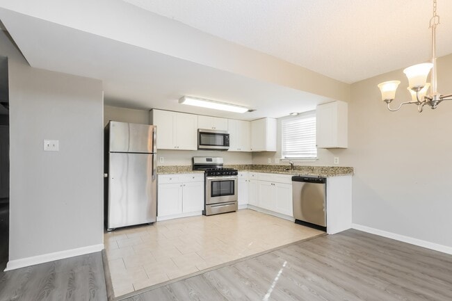 Building Photo - 11122 Hanning Ln