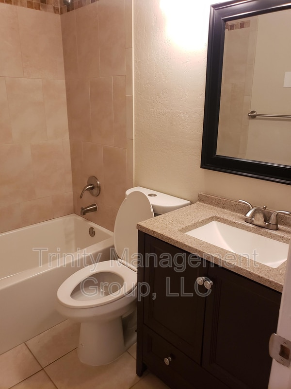 Building Photo - 5205 Drift Tide Dr