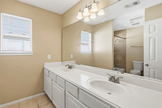 Building Photo - 23207 Olive Ridge Ct