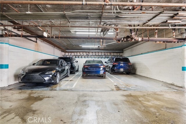 Building Photo - 1559 Winona Blvd