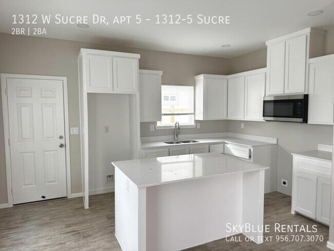 Building Photo - 1312 W Sucre Dr
