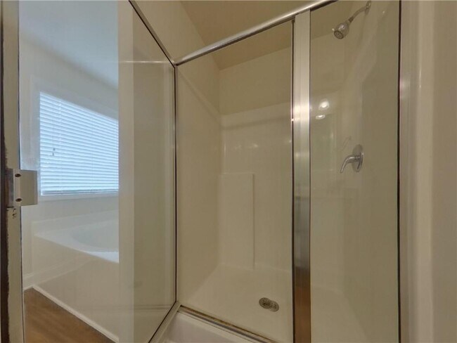 Building Photo - 4015 Evelyn View Ct