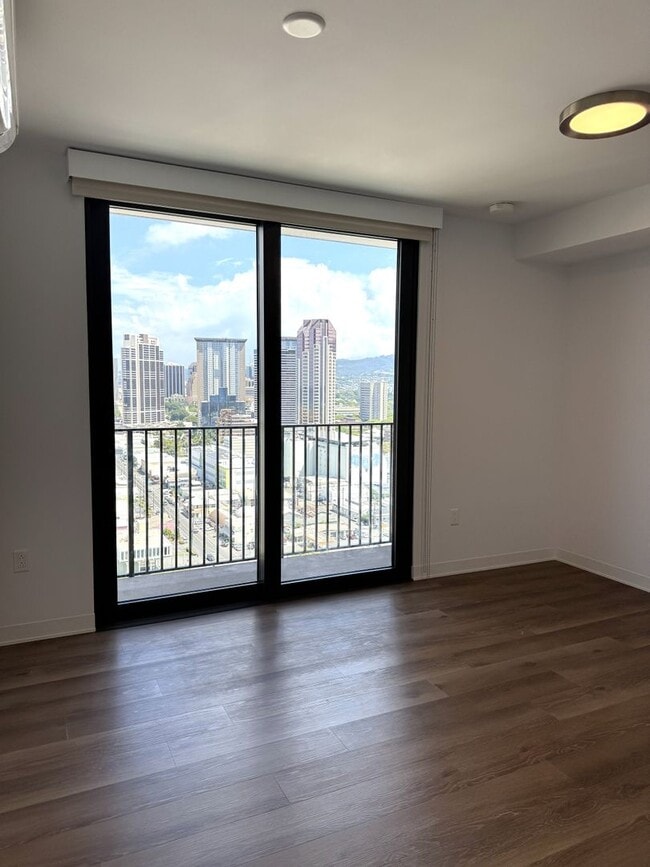 Building Photo - Aalii - Move in Ready One Bedroom